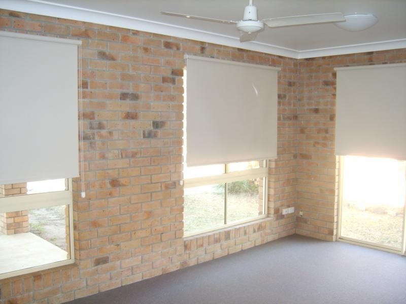 38 PETERSEN Road, Woodford QLD 4514