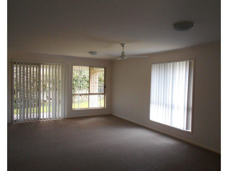 23 Akoonah Way, D’aguilar QLD 4514