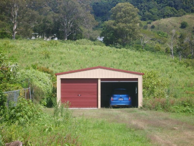 300 WOODROW Road, Woodford QLD 4514