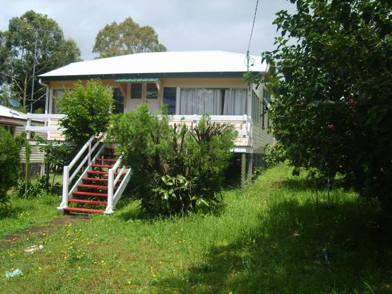 17 ETHEL Street, Kilcoy QLD 4515