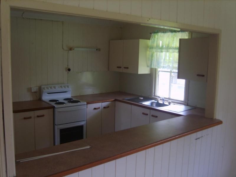 17 ETHEL Street, Kilcoy QLD 4515