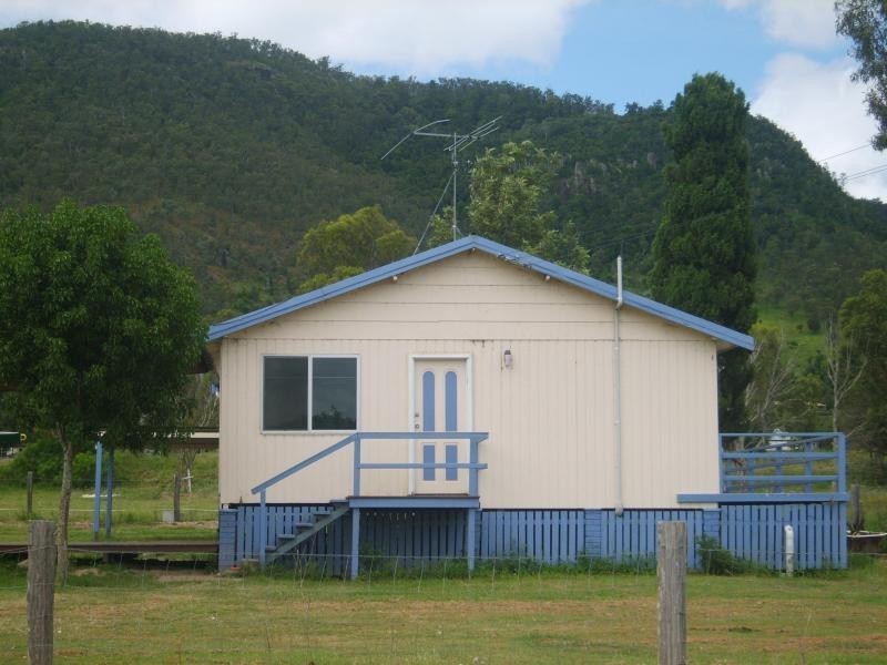 1405 NEURUM Road, Mount Archer QLD 4514