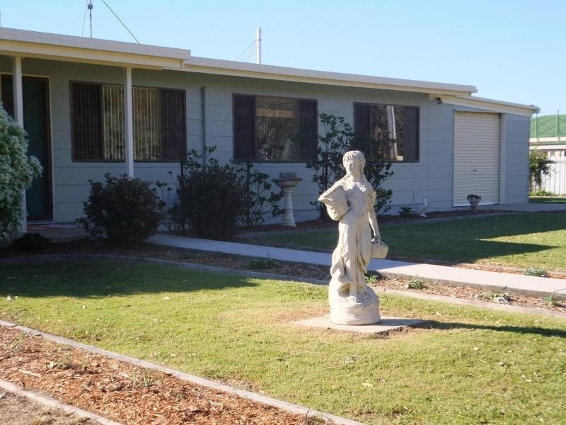 1 WALKERS Lane, Woodford QLD 4514