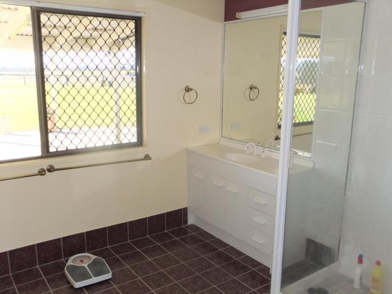 1 WALKERS Lane, Woodford QLD 4514