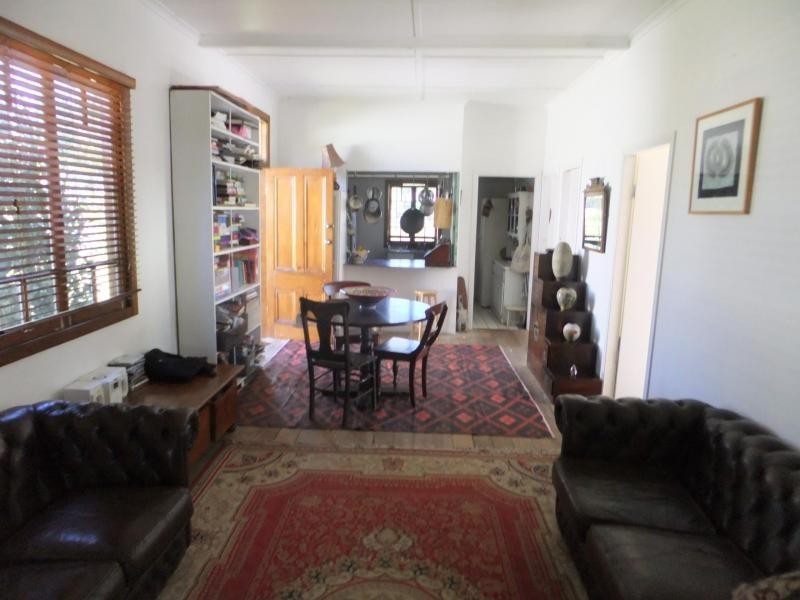 35 LESLIE Street, Woodford QLD 4514