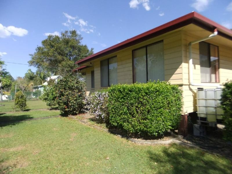 72 George Street, Woodford QLD 4514