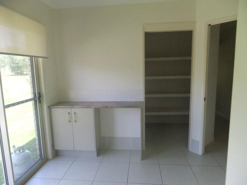 8 Leichhardt Street, Woodford QLD 4514