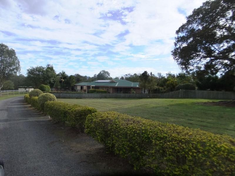 936 Neurum Road, Neurum QLD 4514