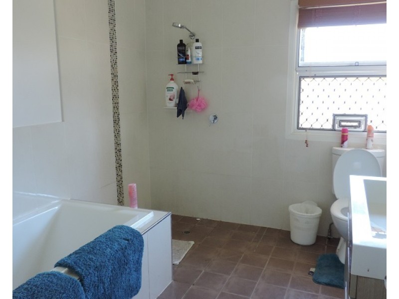 56 Hennessey Rd, Delaneys Creek QLD 4514