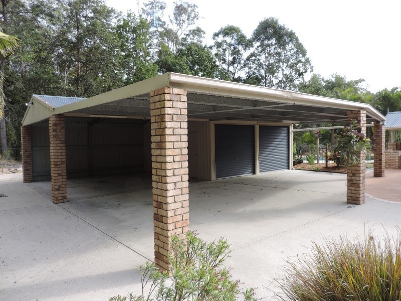 245 Kropp Rd, Woodford QLD 4514