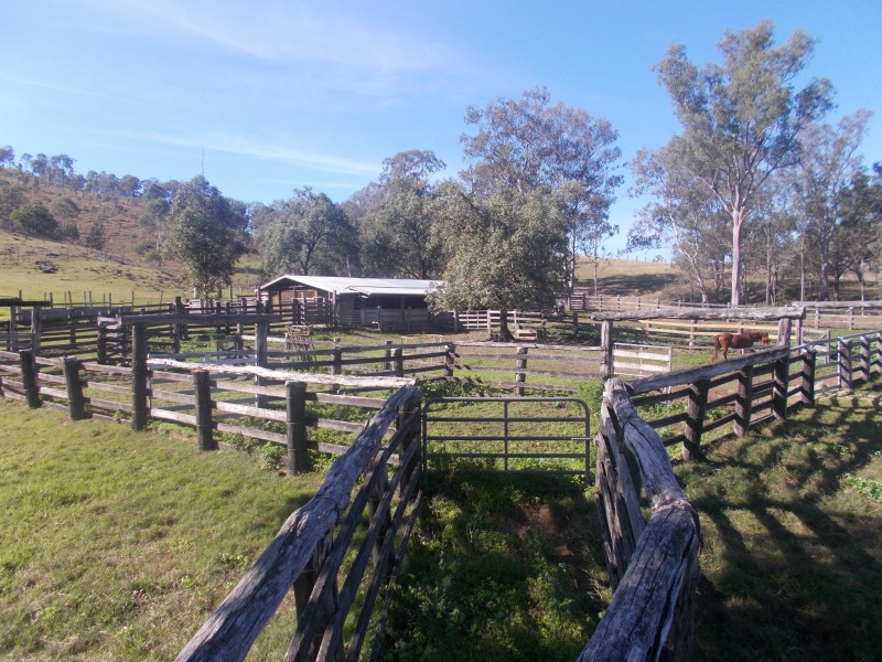 506 Louisavale Rd, Monsildale QLD 4515