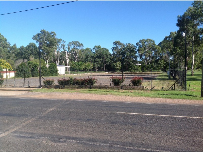 11 King St, Nanango QLD 4615