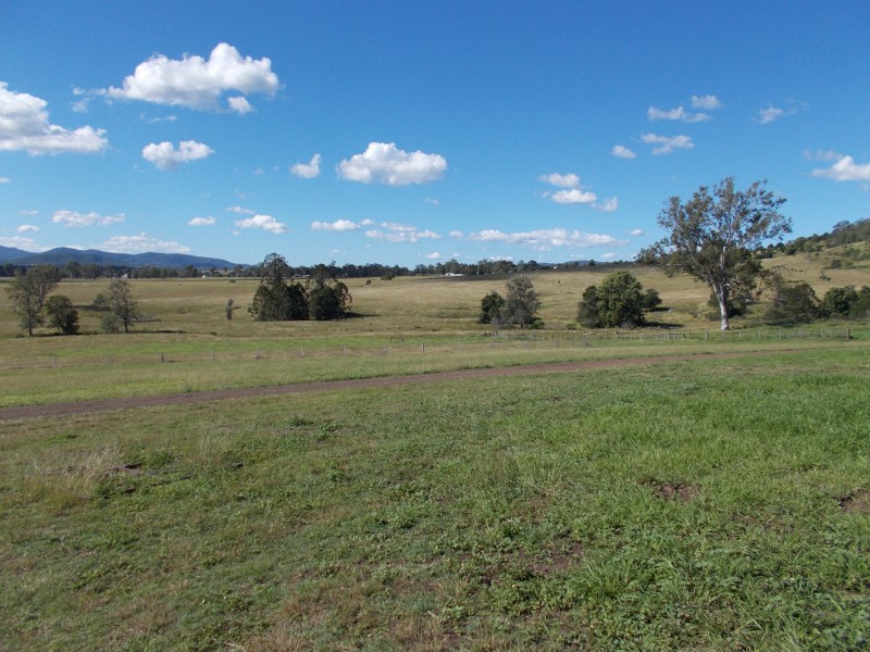 47 Kropps Road, Mount Archer QLD 4514