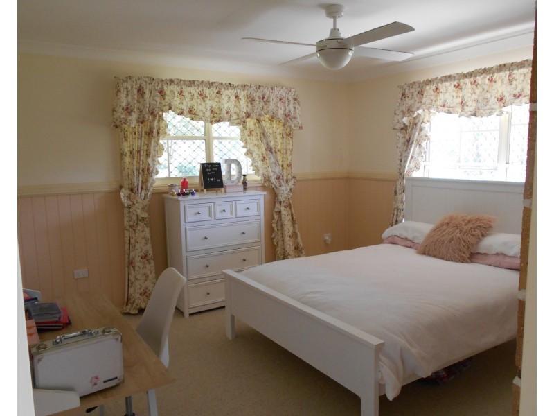 Royston QLD 4515