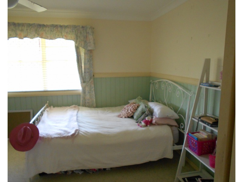 Royston QLD 4515