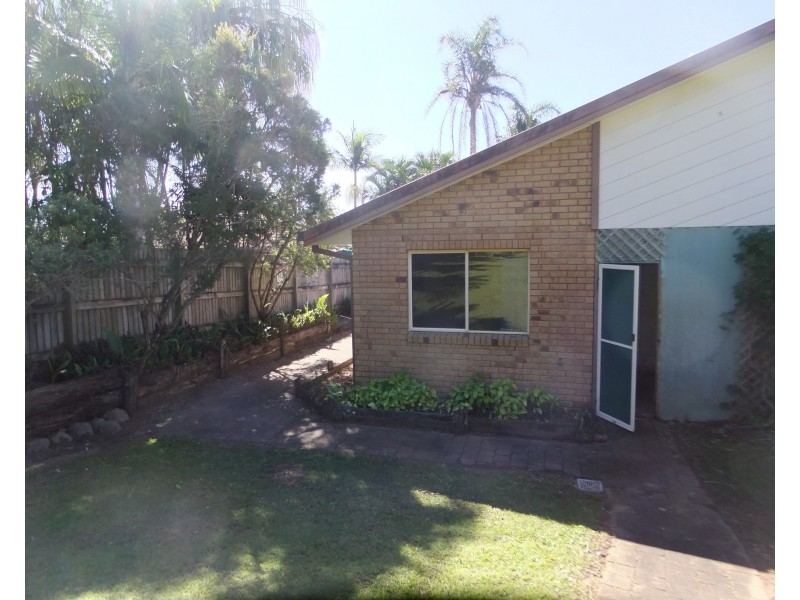 38 Peterson Rd, Woodford QLD 4514
