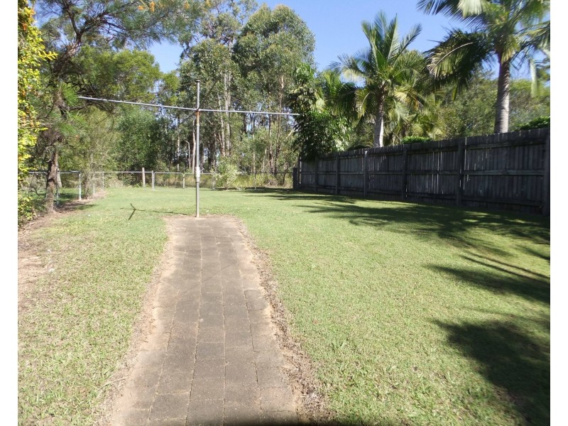 38 Peterson Rd, Woodford QLD 4514