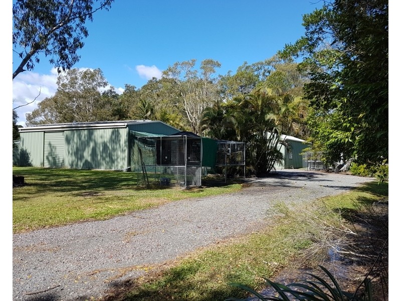 8 Hardwood Rd, Landsborough QLD 4550