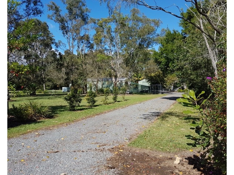 8 Hardwood Rd, Landsborough QLD 4550