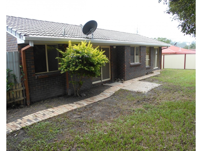 16 George St, Woodford QLD 4514