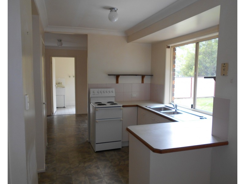 16 George St, Woodford QLD 4514