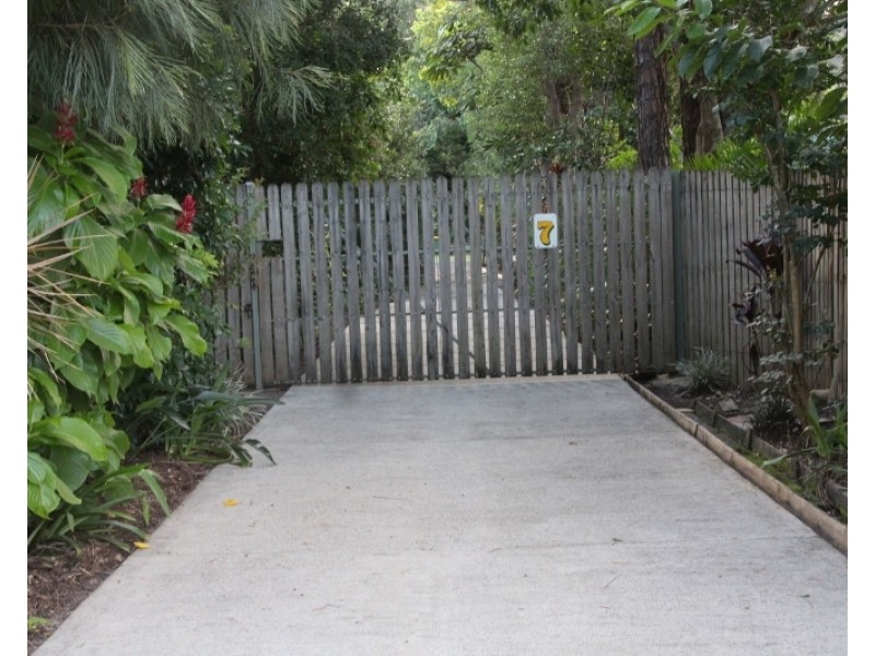 7 Bella St, Landsborough QLD 4550