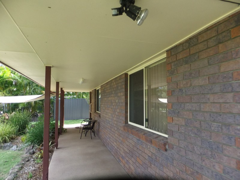 5 Old Cove Rd, Woodford QLD 4514