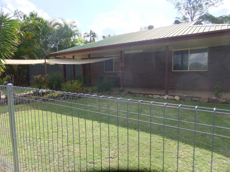 5 Old Cove Rd, Woodford QLD 4514