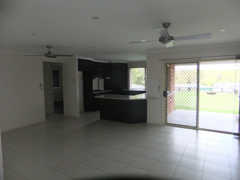 41 Taminga Cct, D’aguilar QLD 4514
