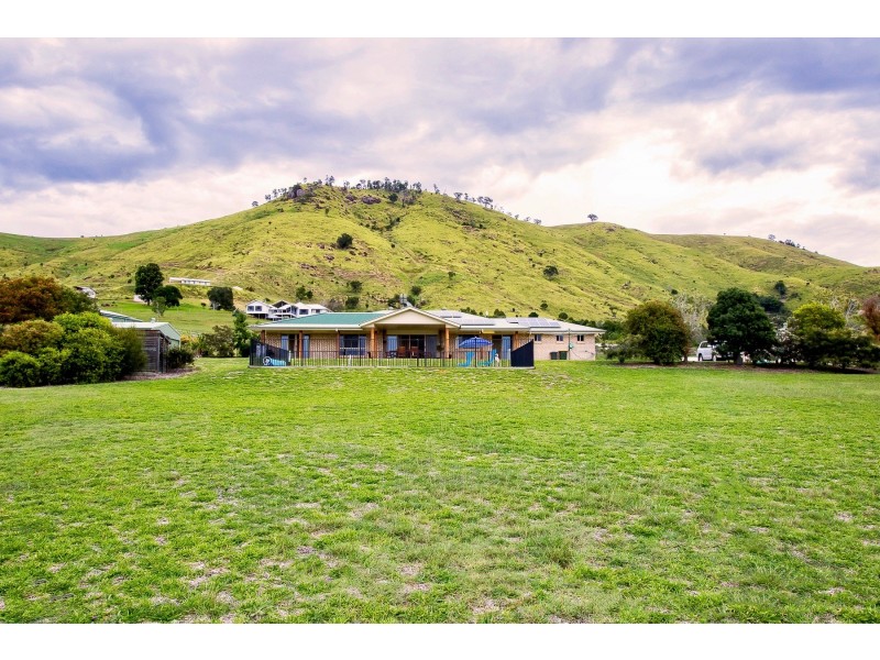 37 Nerel Ct, Hazeldean QLD 4515