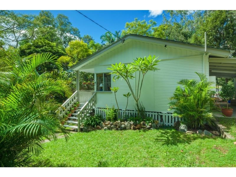24 Henry Street, Cooran QLD 4569