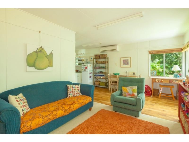 24 Henry Street, Cooran QLD 4569