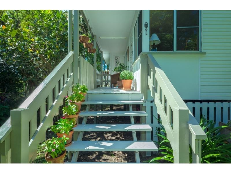 24 Henry Street, Cooran QLD 4569