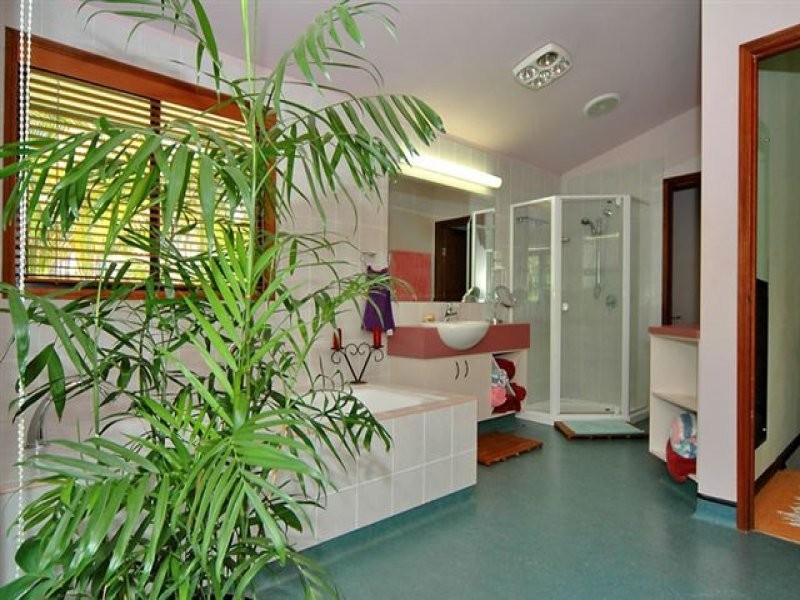 Tinbeerwah QLD 4563