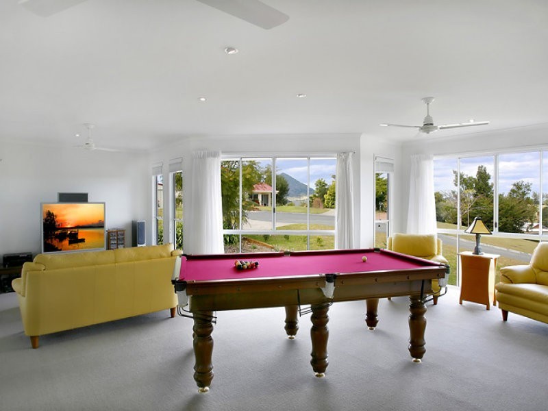 19 fantail Crescent, Cooroy QLD 4563