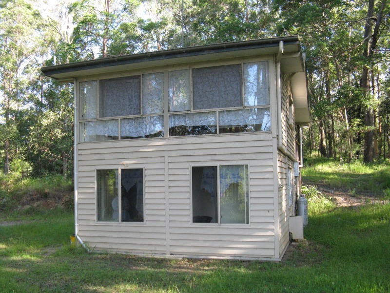 37 McIntyre Lane, Tinbeerwah QLD 4563