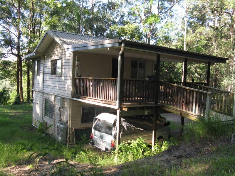 37 McIntyre Lane, Tinbeerwah QLD 4563