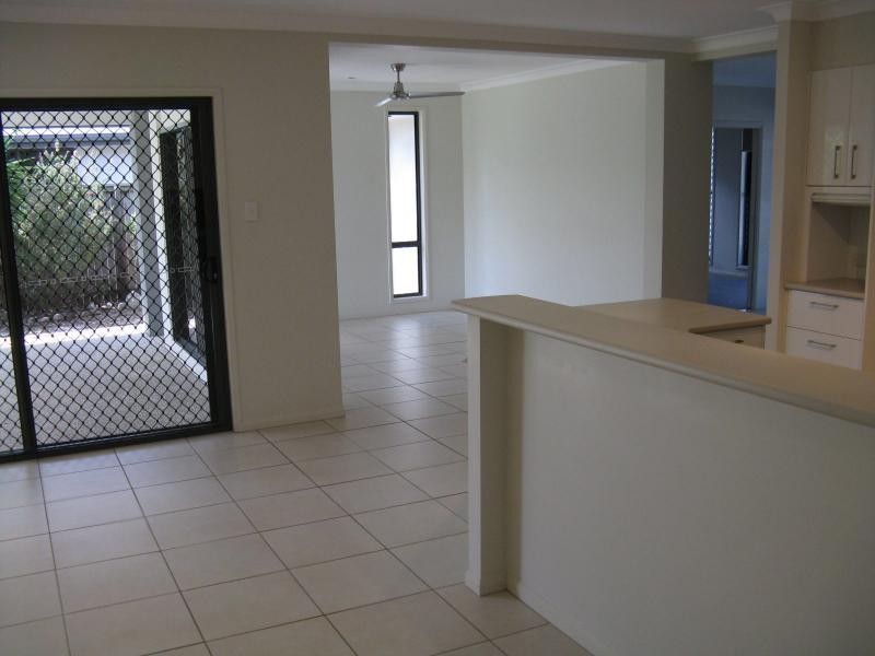 14 BURRELL Avenue, Eumundi QLD 4562
