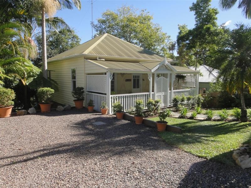19 cook, Eumundi QLD 4562