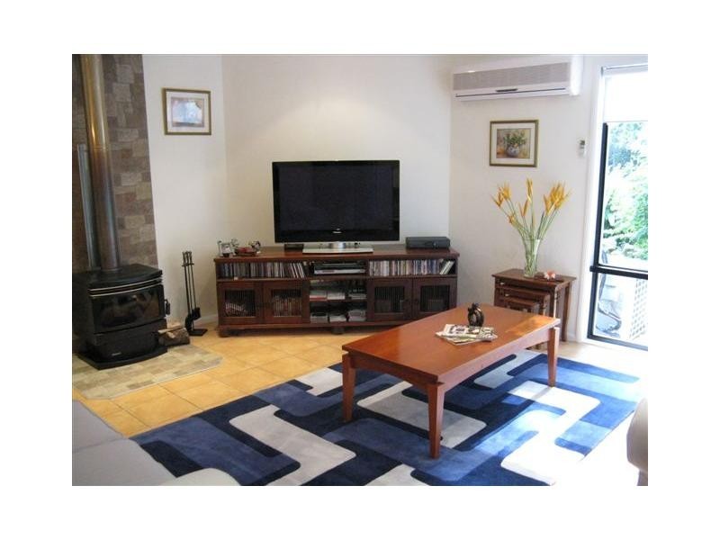 8 Noomar Drive, Doonan QLD 4562