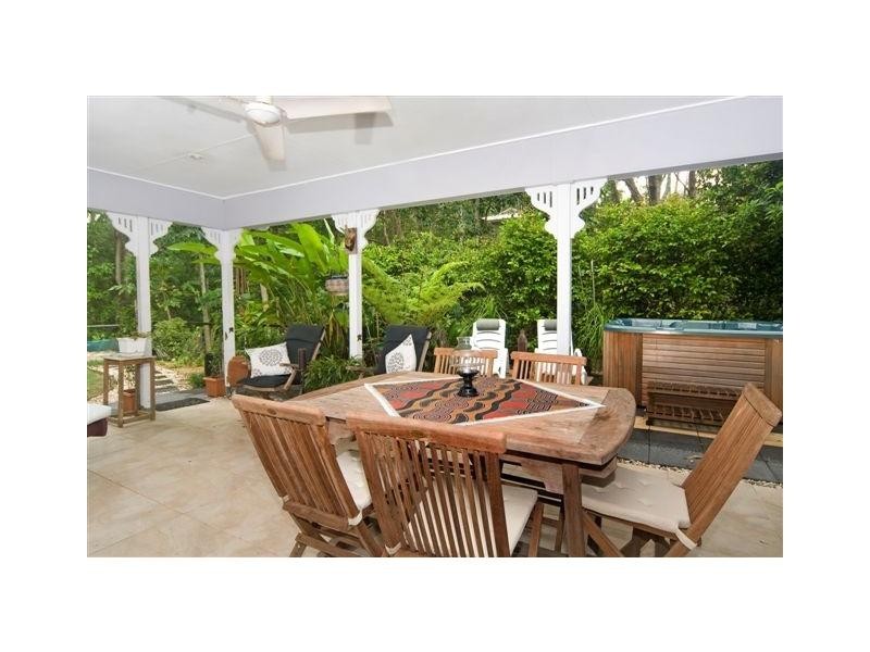 10 WILLIAM Road, Eumundi QLD 4562