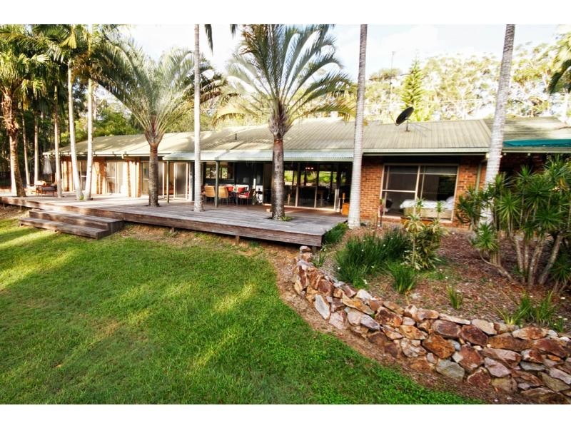 32 SUNRISE Road, Tinbeerwah QLD 4563