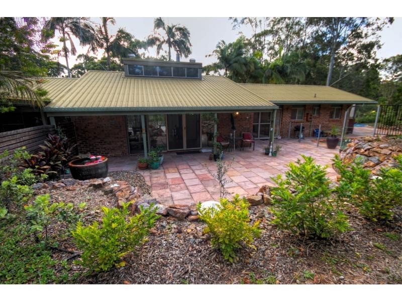 32 SUNRISE Road, Tinbeerwah QLD 4563