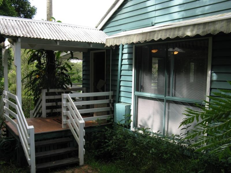 41 MEMORIAL Drive, Eumundi QLD 4562