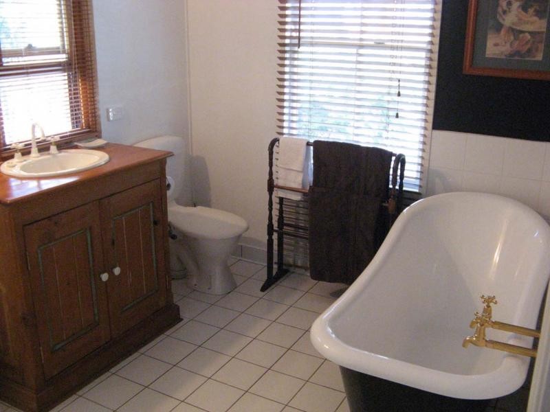 47 MEMORIAL Drive, Eumundi QLD 4562