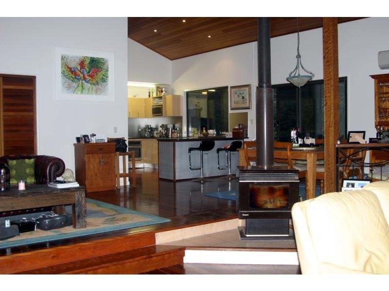 61 PRYOR Road, Eumundi QLD 4562