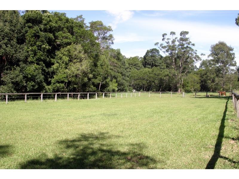 61 PRYOR Road, Eumundi QLD 4562