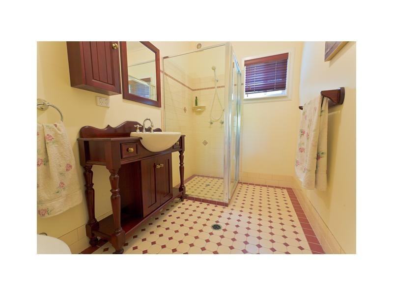 4 WILLIAM Road, Eumundi QLD 4562