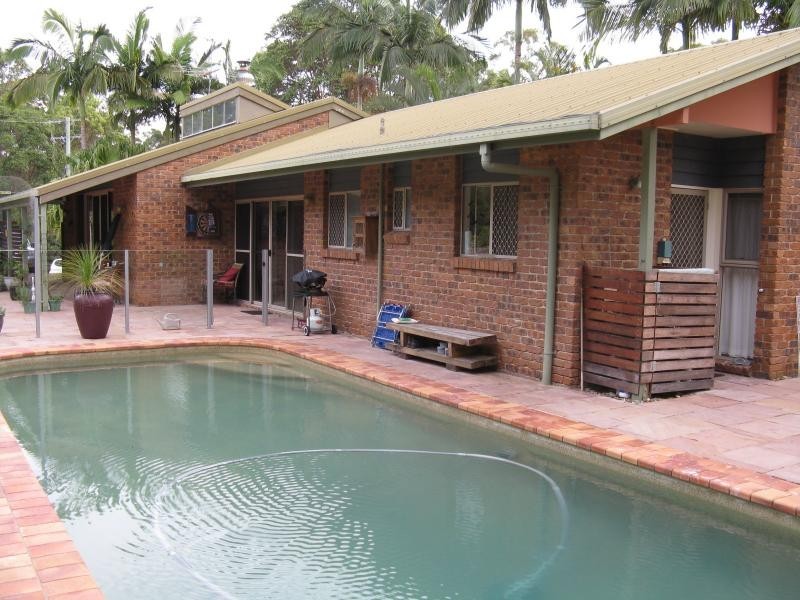 32 Sunrise Road, Tinbeerwah QLD 4563