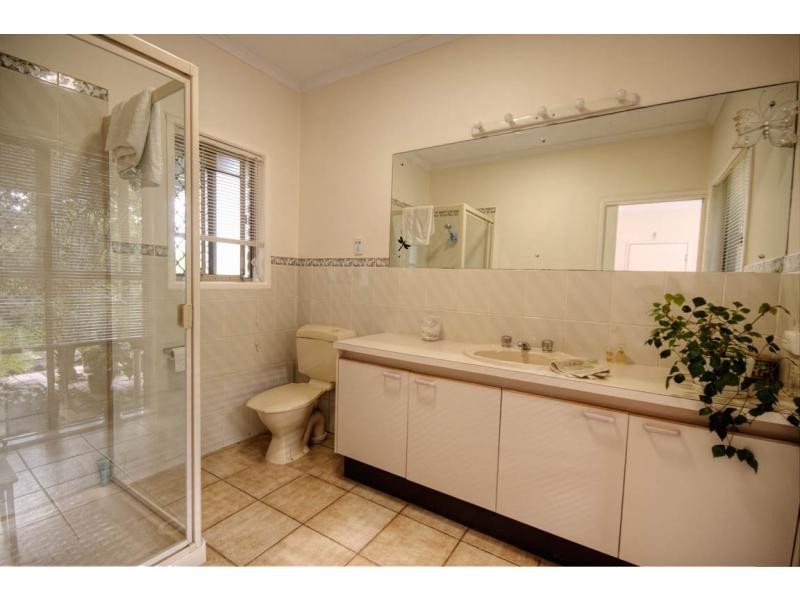 32 Sunrise Road, Tinbeerwah QLD 4563